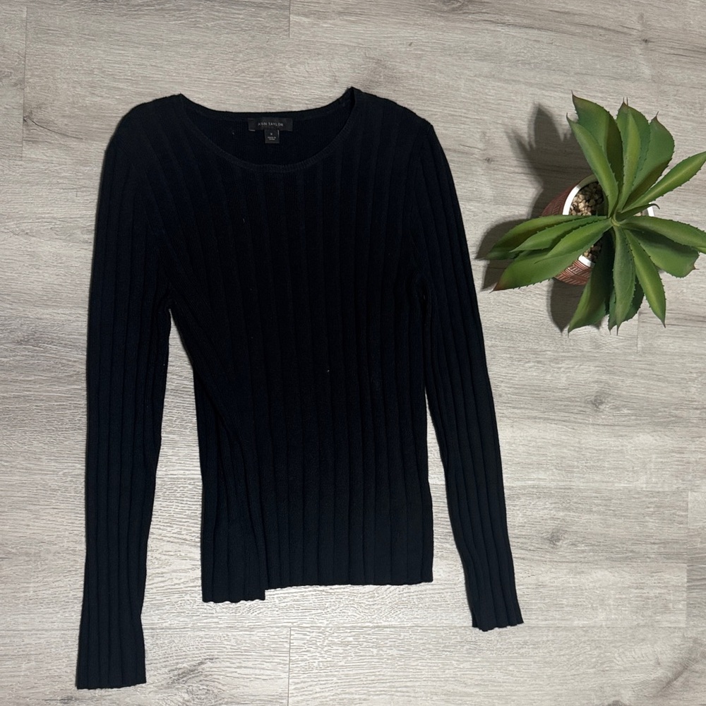 Ann Taylor Black Ribbed Crew Neck Sweater